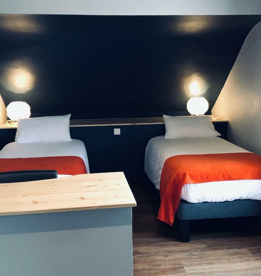 Hotel Linette อูมอง-ทูบราค ภายนอก รูปภาพ