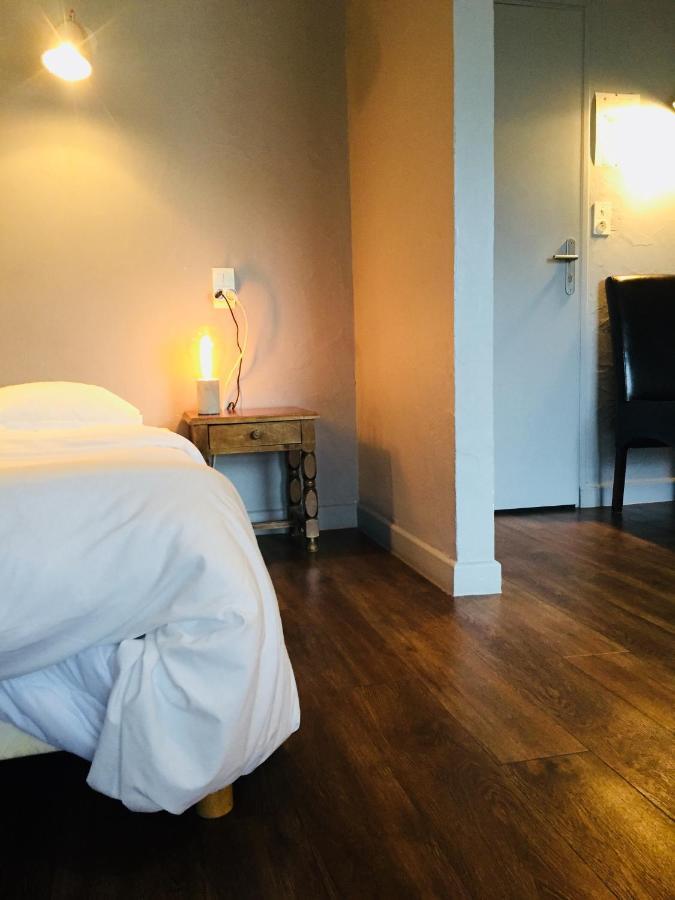 Hotel Linette อูมอง-ทูบราค ภายนอก รูปภาพ